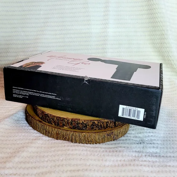 Jessica Simpson Wireless Massage Gun - Picture 4 of 5